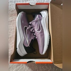 Nike Women's Purple and Black Downshifters